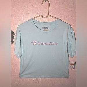 Kids champion T-shirt cropped. Size XL (14/16)